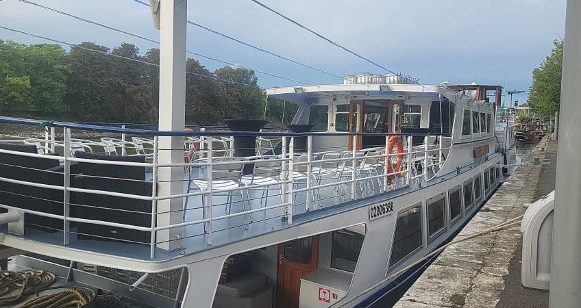 Les types de bateau qui naviguent sur la Seine